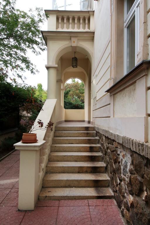 Historic Villa Apartments Prague Exterior photo